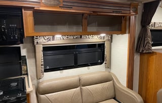 Group-Friendly Jayco Greyhawk Bunk Floorplan