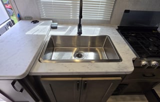 Fireside RV 2023 Coachman Leprechaun 230FS LMI1769