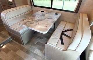 2021 Thor Motor Coach Magnitude GA22