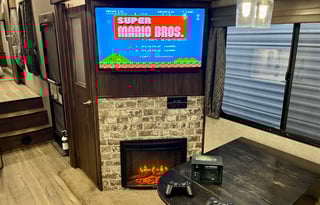 Fully Equipped RV- Perfect for Families or Couples