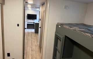 2024 Heartland Eddie Bauer 34bsbh