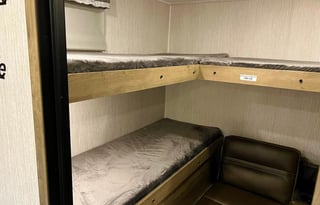 2022 Palomino Puma 28BHSS