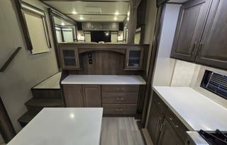 2021 Solitude 375RES-R