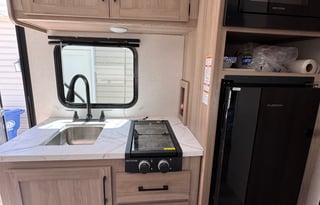2025 Keystone RV Coleman light 17bx