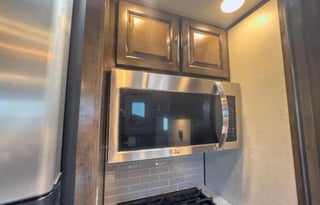 2021 Dutchmen Voltage 4135