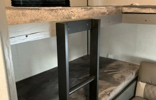 BRUCE-Sleep 8-10  2021 Dutchmen Aspen Trail LE29BH