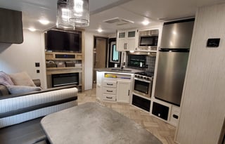 2021 Puma - Sleeps 6 - N.GA - DELIVER & SETUP ONLY