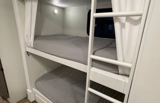 Luxury Style - 2016 Forest River Georgetown 364T