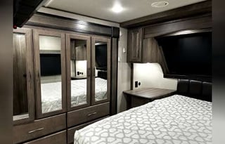 2022 Grand Design Solitude S-Class 3550BH