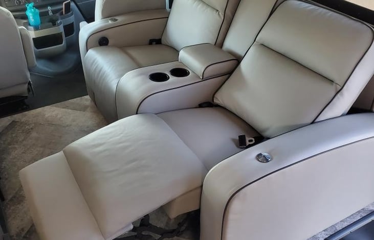 Reclining theatre chairs