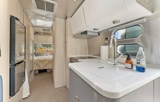 2023 Airstream RV Globetrotter 25FB