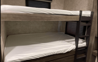 2019 Highland Ridge Bunk House with HUGE couch