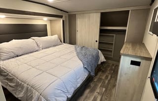 2023 Forest River RV Cardinal RED 36MB