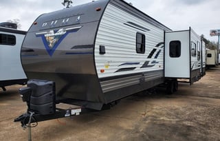 Perfect kids camper! 2 Baths & Washer! Sleeps 9+