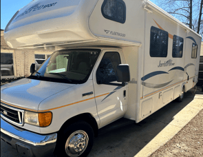 Fleetwood RV Jamboree Sport 31W