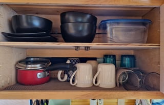 Sherpa: Converted Sprinter Van * Pet Friendly *