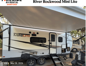 Forest River RV Rockwood Mini Lite 2104S