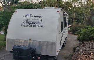 2011 Coachmen RV Freedom Express LTZ 232RBS