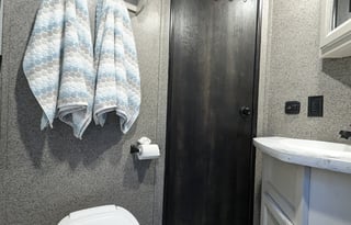 Disney and Beach Ready! 33' Jayco-Bunkhouse Slps 8