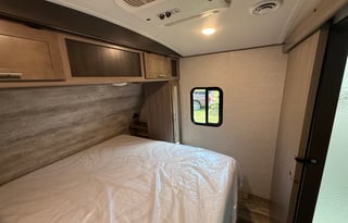 (Delivery only) sleeps 10, 2 baths Sunset Trail