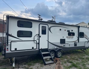 Forest River RV Rockwood Ultra Lite 2706WS