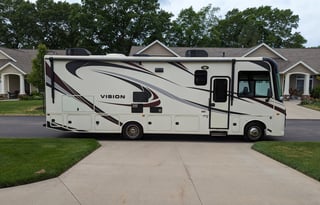 Matt and Reba's Motorhome Rental