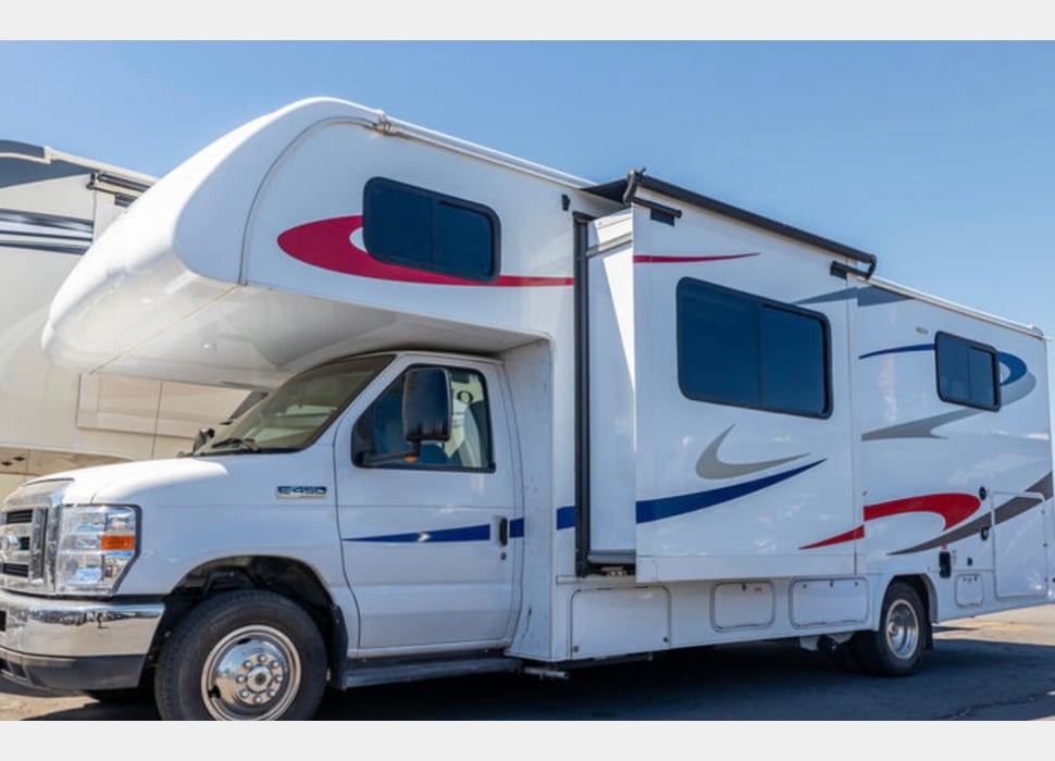 Class C Motor Home rentals in Redmond