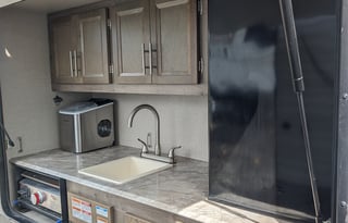 2021 F.R. Aurora 32BDS w/ Bunkhouse Travel Trailer