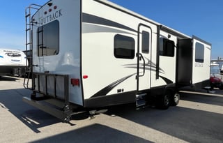 2018 Keystone RV Outback 332FK
