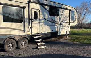 The Memory Wheel - 2017 Jayco North Point 377RLBH