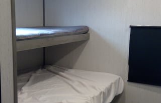 2022 Dutchmen RV Kodiak Ultimate 3301BHSL