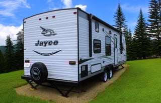 "Sweet Escape" Spacious 10-Person RV