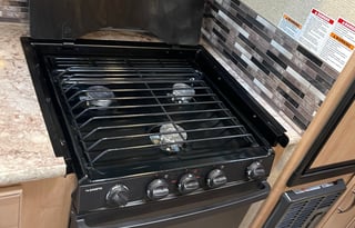 2018 Thor Motor Coach Four Winds 22B “Let’s Go!”