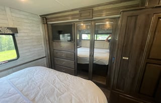 2018 Fleetwood Bounder 36D