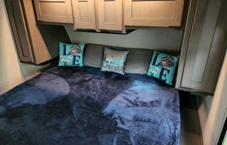 2022 Cruiser Embrace EL 280