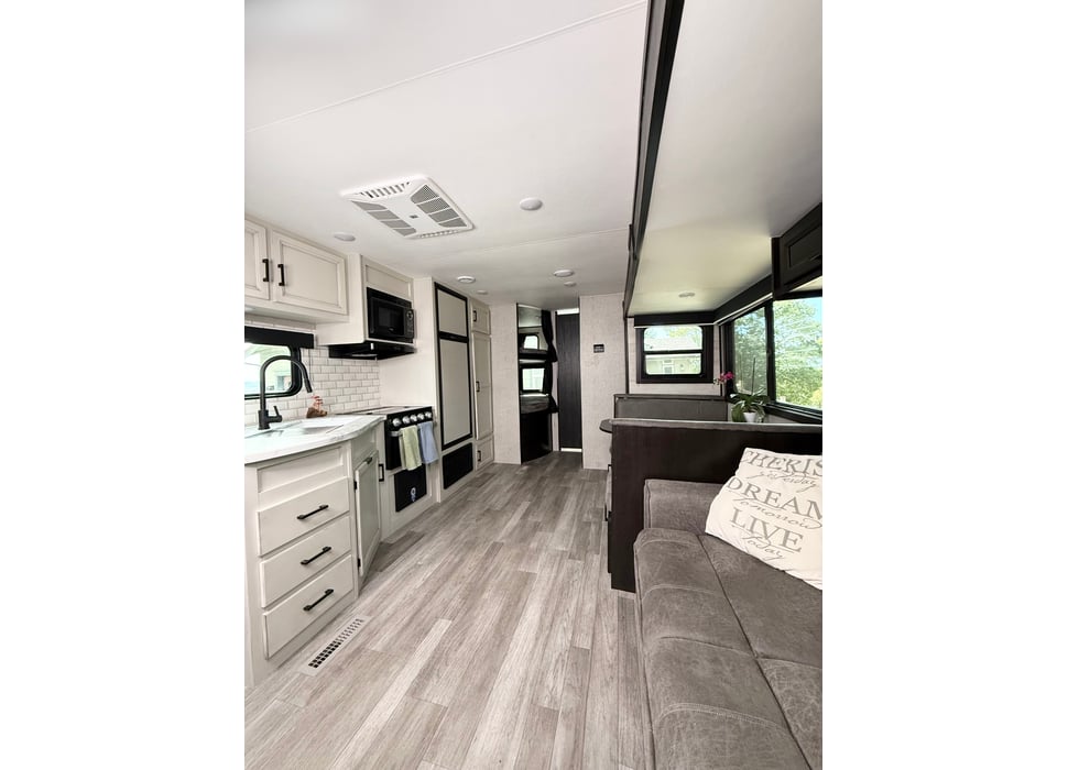 Travel Trailer rentals in Talent