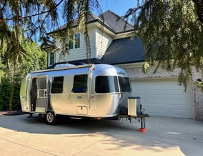 Airstream RV Bambi 22FB