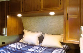 Room for the whole family - We deliver!