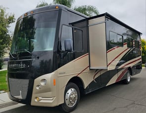 Winnebago Vista 35F