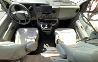 2021 Deluxe Sunseeker (Easy to Drive)