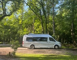 Roadtrek E-Trek E-Trek