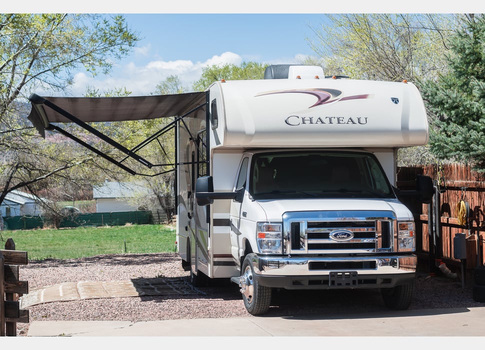 Class C Motor Home rentals in Arroyo Seco