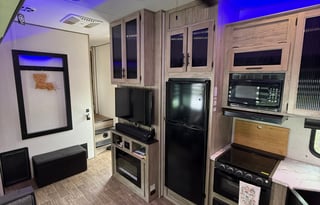 2022 Forest River RV Cherokee Arctic Wolf 287BH