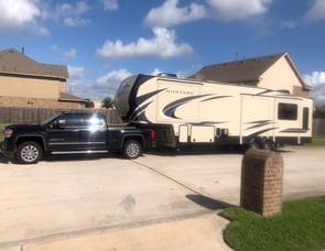 Keystone RV Montana High Country 345RL