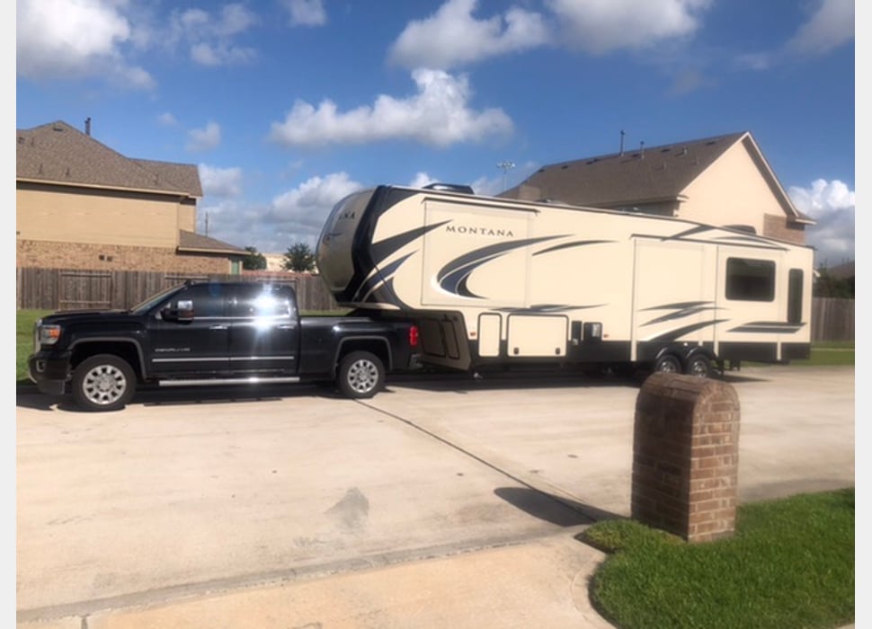 Fifth Wheel rentals in Conroe