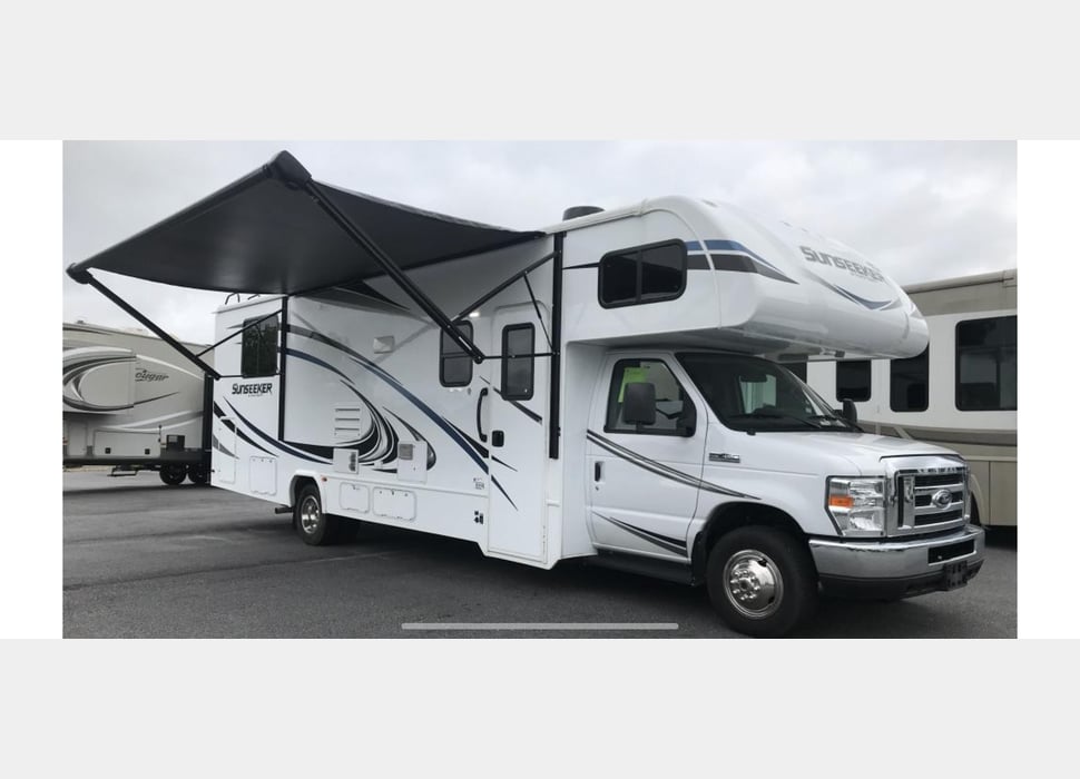 Class C Motor Home rentals in Mills River