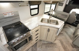 Sunseeker S5 with Theater Chairs!