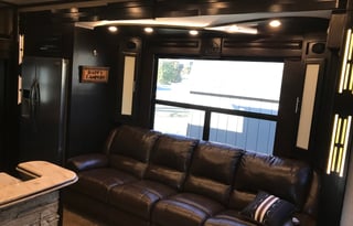 Jayco Seismic 4212 Fifth Wheel Toy Hauler