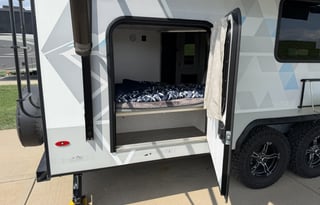 Luxury Family Camper | Sleeps 5 with Bunkhouse!