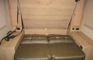 2020 Winnebago Minnie Winnie 25B